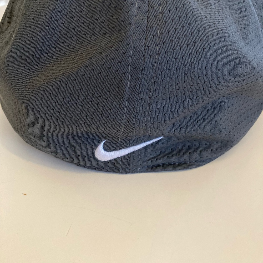 Nike Classic99 Dark grey hat with white Logo. L/XL - Picture 3 of 6